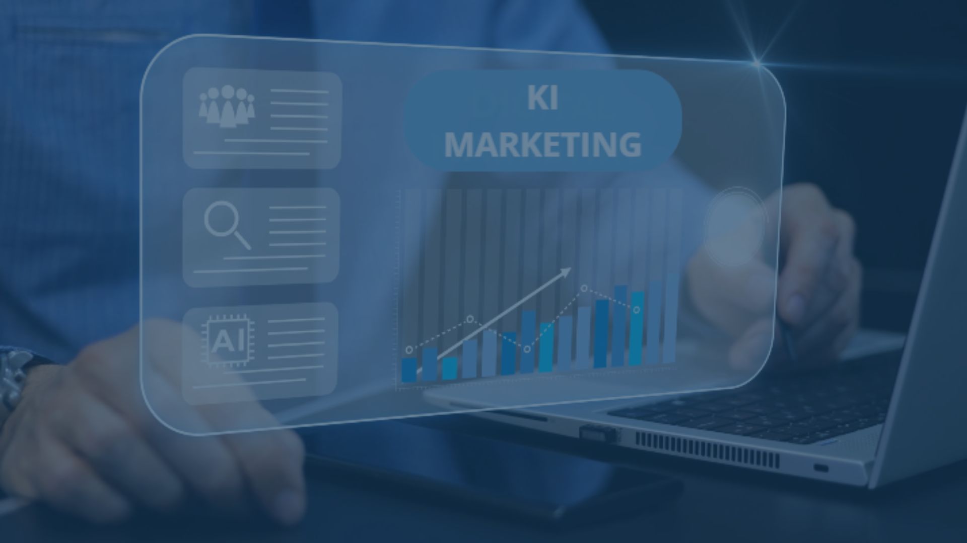 cleverBenchmark.AI Digitales Dashboard mit der Aufschrift „KI Marketing“ zeigt Wachstumsdiagramme und Zielgruppen-Icons über einem Laptop.