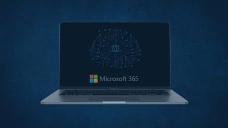 Laptop mit Microsoft-365-Logo und KI-Symbol auf dem Bildschirm vor blauem Hintergrund. Symbolisiert die Einführung von Microsoft 365 Copilot und die Potenziale durch Copilot Agents sowie ROI-Analysen für gesteigerte Produktivität und Effizienz.